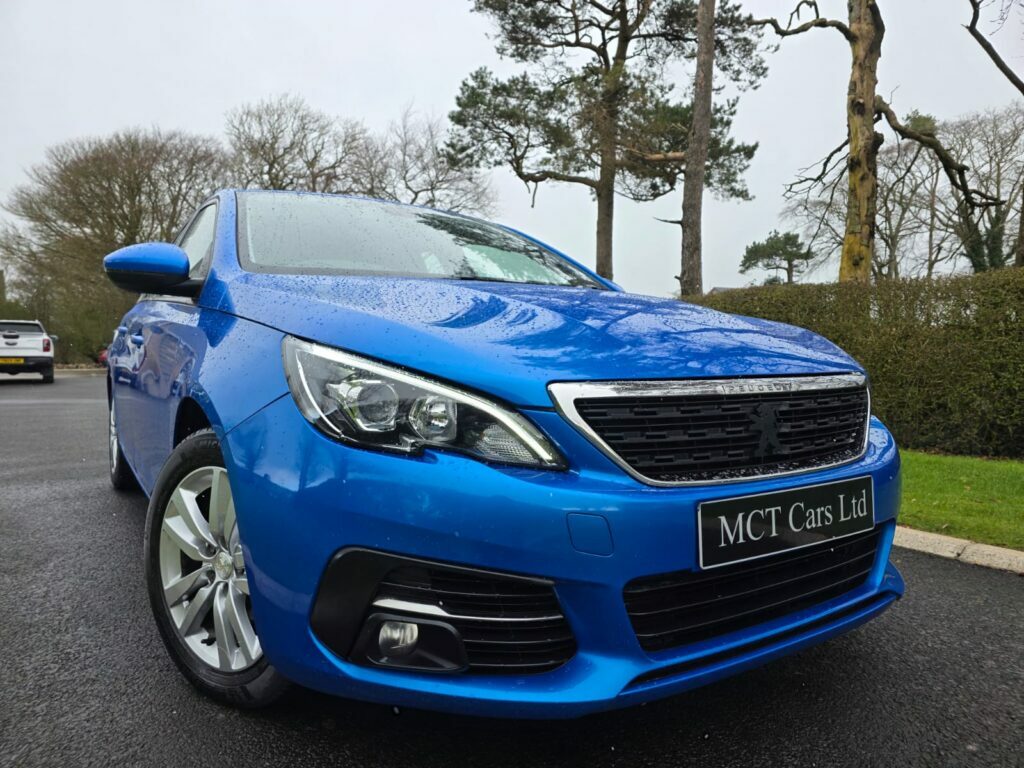 Peugeot 308 1.5 Bluehdi 130 Active Premium Digital Virtu