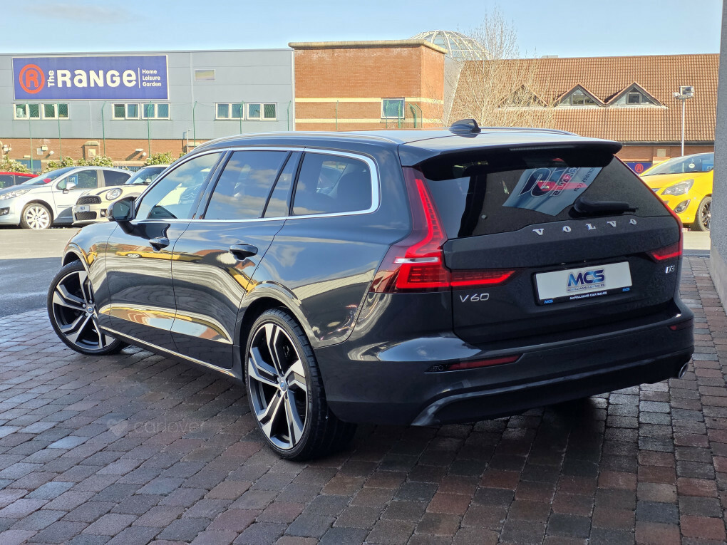 Volvo V60 Momentum D3 KS19DZE  #5
