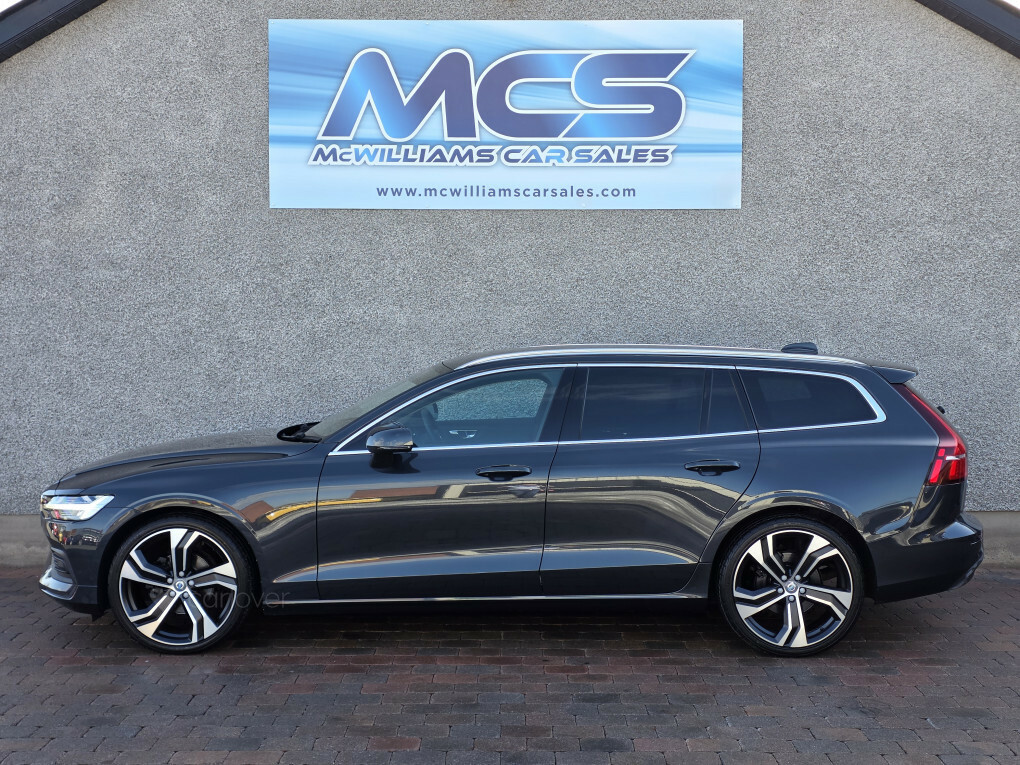 Volvo V60 Momentum D3 KS19DZE  #6