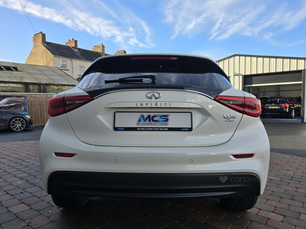 Infiniti Q30 Business Executive D RF16BHE  #5