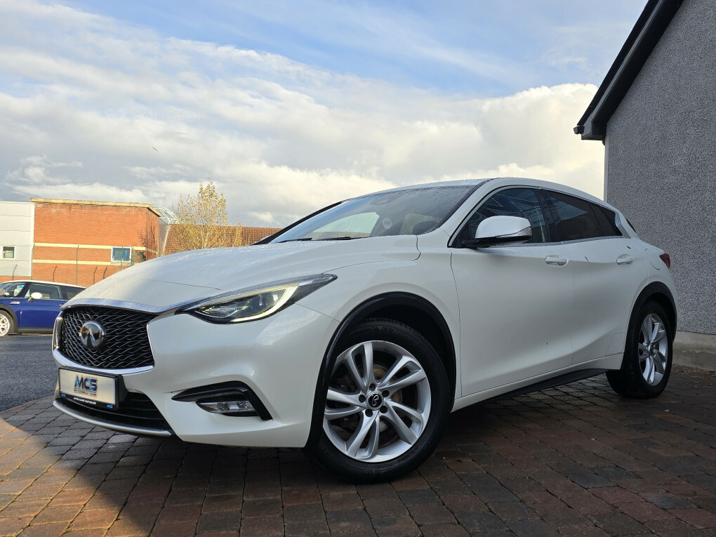 Infiniti Q30 Business Executive D RF16BHE  #3