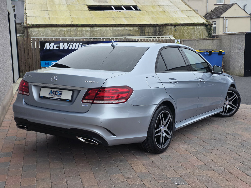 Mercedes-Benz E Class E350 Amg Night Edition Bluetec SP15ZKO #3