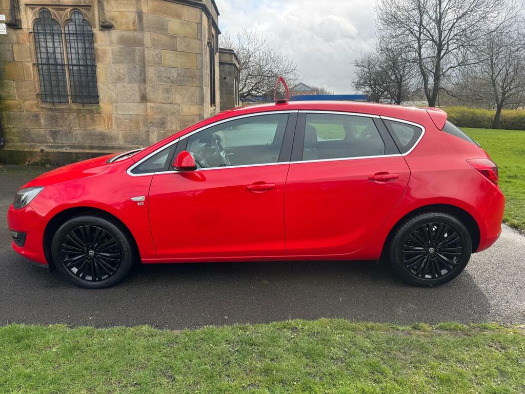 Vauxhall Astra Hatchback 1.6 16V Excite Euro 5 201464 Red #4