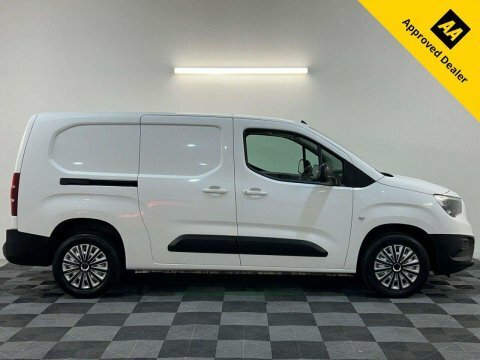 Vauxhall Combo 1.5 Turbo D White #2