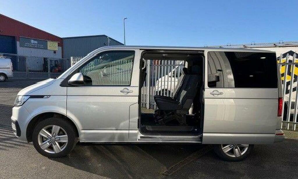 Volkswagen Transporter Shuttle Minibus 2.0 Tdi Se Dsg Swb Euro 6 Ss 2020 Silver #2