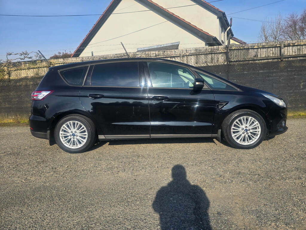Ford S-Max 2.0 Tdci 150 Zetec NL65YOO Black #2