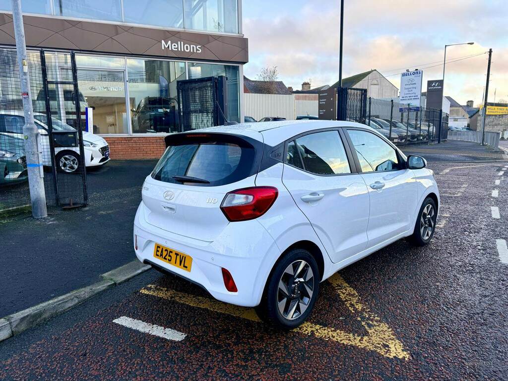 Hyundai I10 1.2 79 Advance Nav EA25TVL White #3