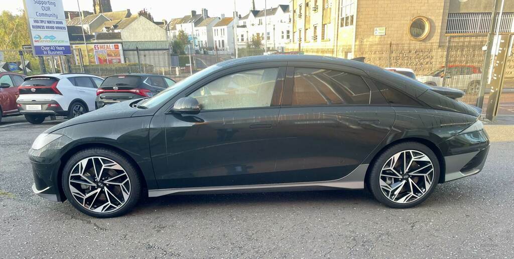 Hyundai Ioniq 6 168Kw Premium 77Kwh Green #5