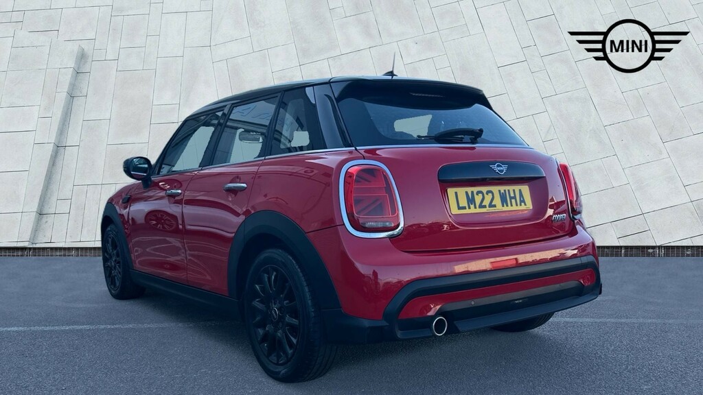 Mini Hatch 5-Door Hatch Cooper Classic LM22WHA Red #2