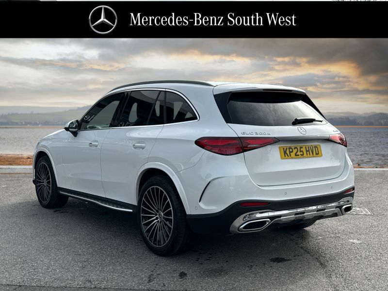 Mercedes-Benz GLC Class Suv KP25HVD White #3