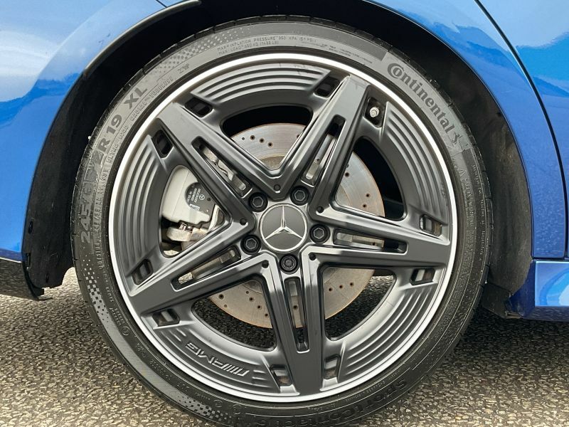 Mercedes-Benz CLA Class Cla 35 4Matic Premium Plus Coupe Blue #4