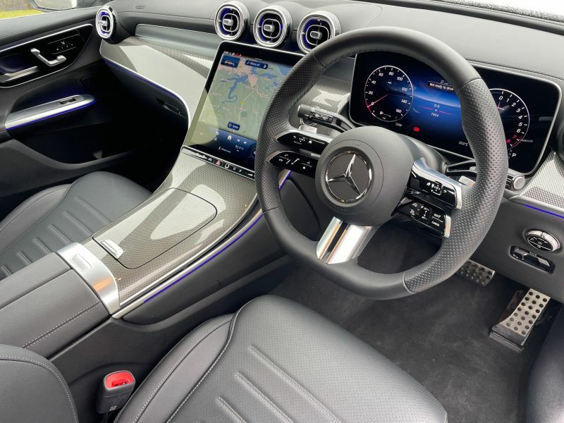 Mercedes-Benz GLC Class Suv KP75OBF White #5