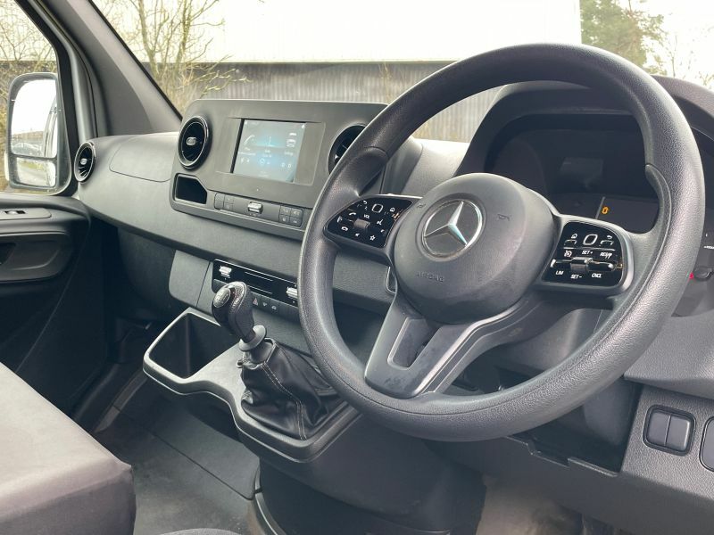 Mercedes-Benz Sprinter 2.0 315 Cdi Premium G-tronic Fwd L2 H1 Euro 6 S S YC23OZN White #5