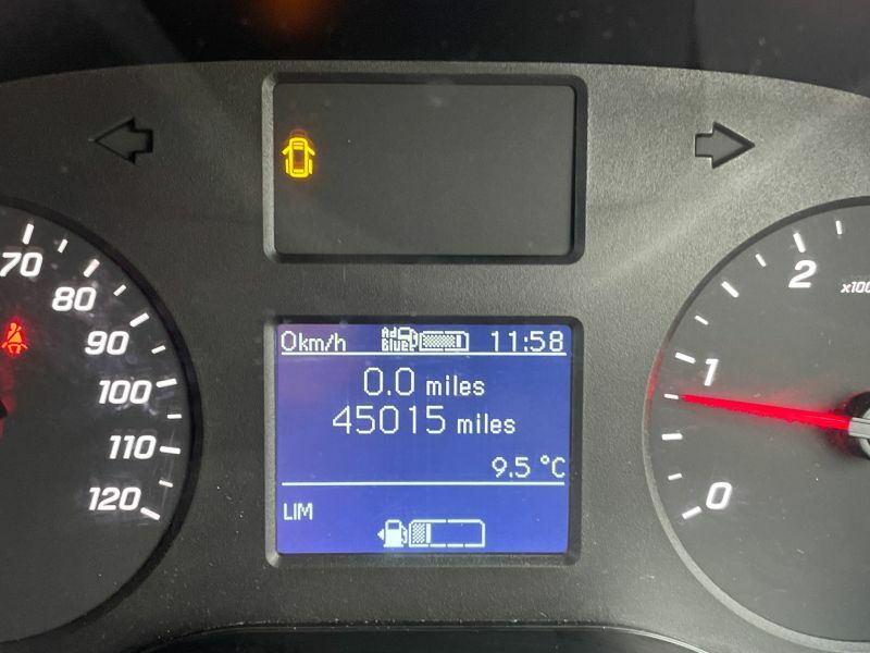 Mercedes-Benz Sprinter 2.0 315 Cdi Premium G-tronic Fwd L2 H1 Euro 6 S S YC23OZN White #6