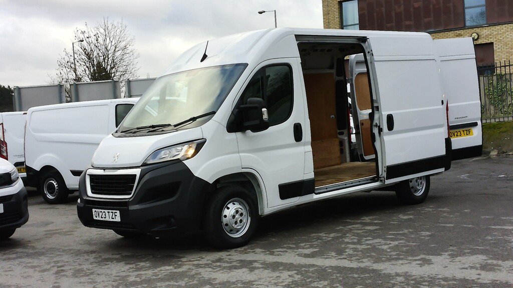 Peugeot Boxer 335 Professional Premium Plus L2h2 Mwb 2.2 140 Wit OV23TZF  #4