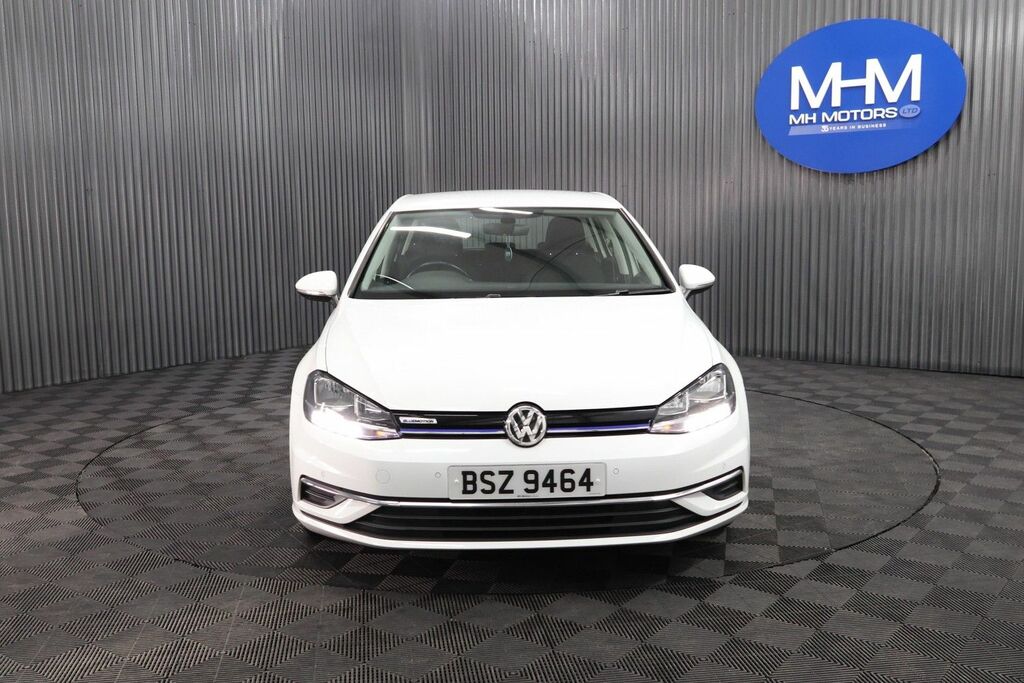 Volkswagen Golf Tsi Evo Se Hatchback BSZ9464 White #2