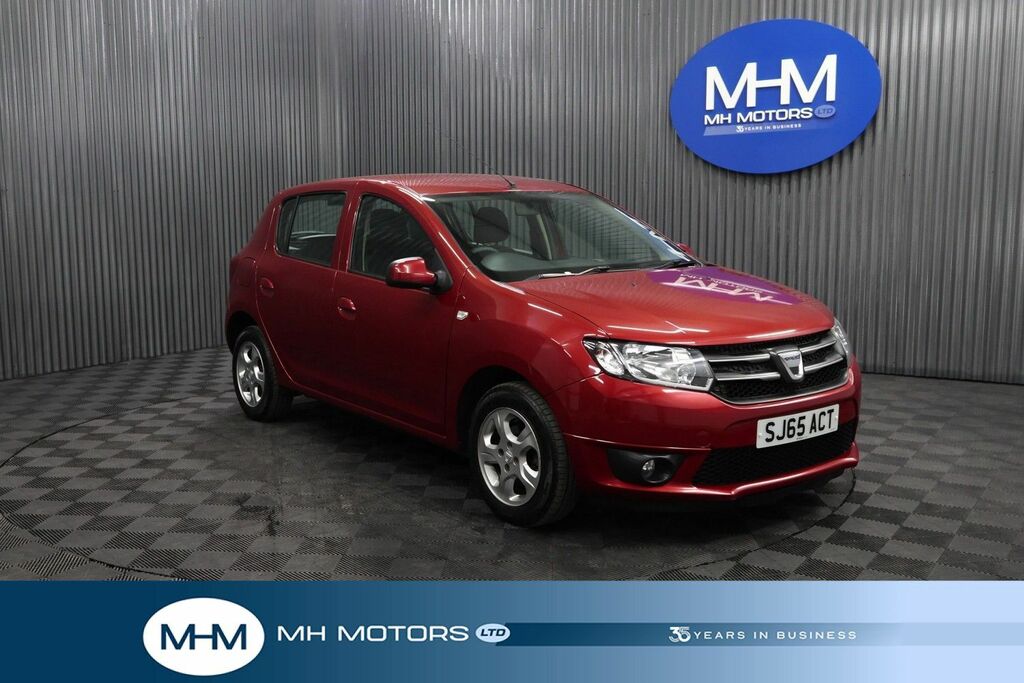 Dacia Sandero Dci Laureate Hatchback Red