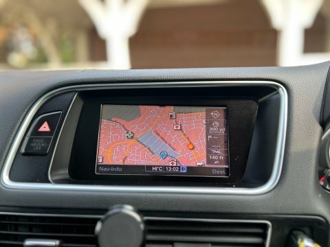 Audi Q5 2.0 Tdi S J70LOP #4