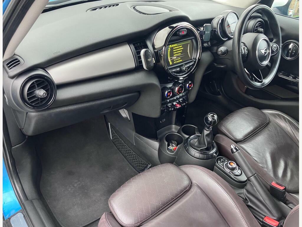 Mini Hatch 1.5 Cooper D Euro 6 S S AE64JHZ Blue #2