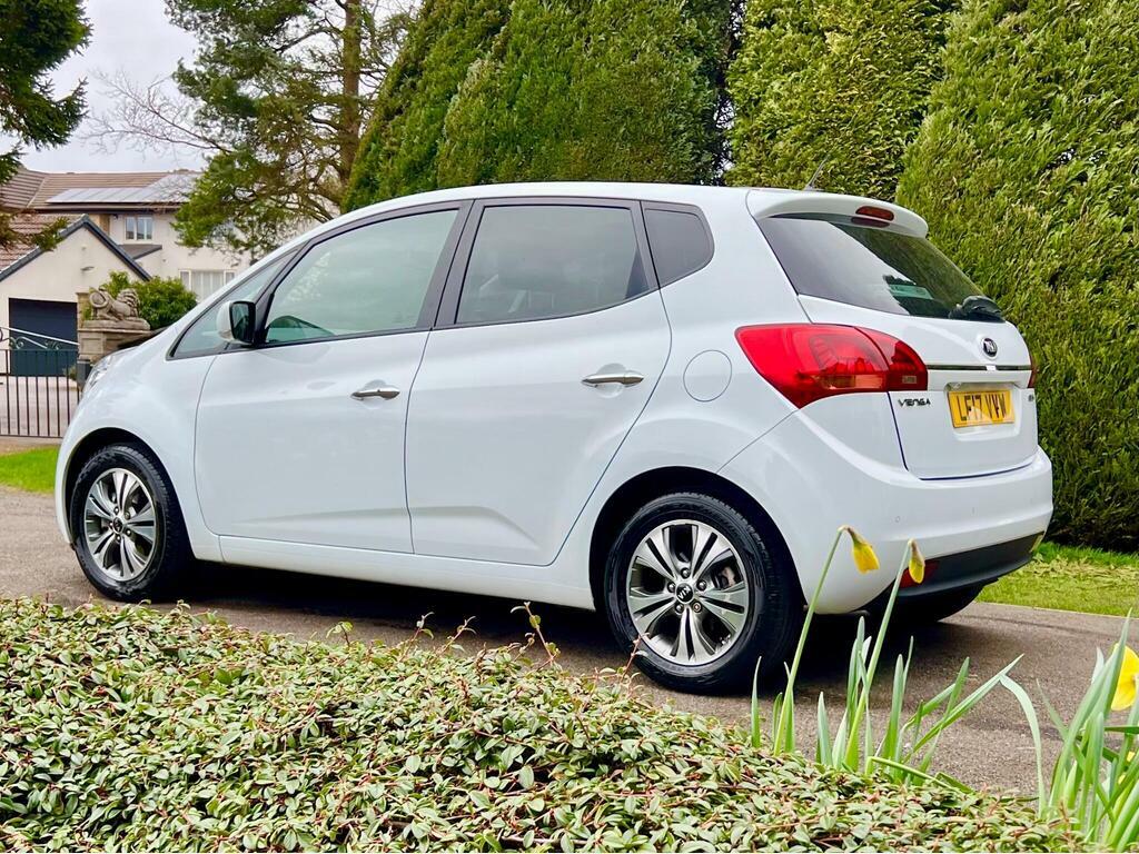 Kia Venga 1.6 Crdi 4 Euro 6 S S White #4