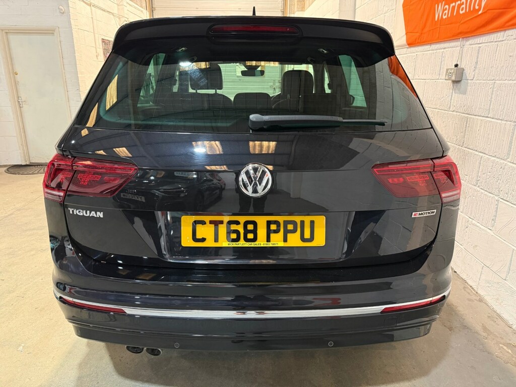 Volkswagen Tiguan 2.0 Tdi 150 4Motion R-line Dsg CT68PPU Black #3