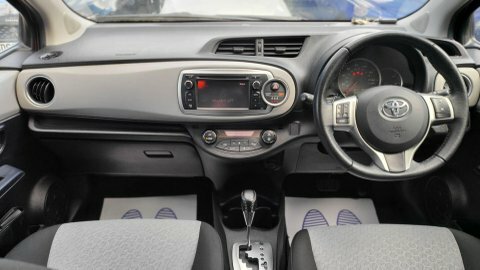 Toyota Yaris Vvt-i T Spirit  #5