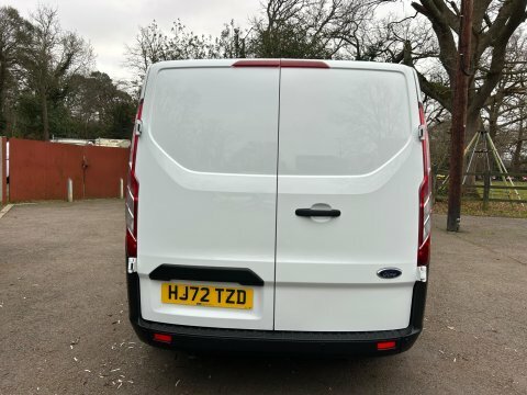 Ford Transit Custom 2.0 Eco Blue HJ72TZD White #6