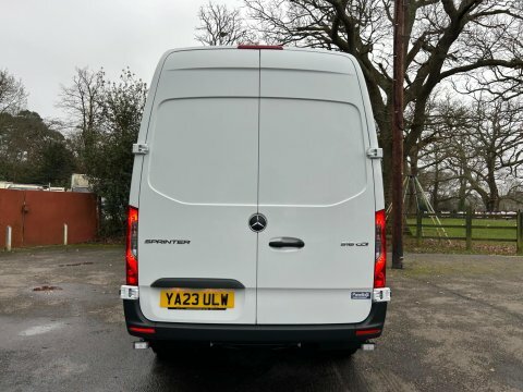 Mercedes-Benz Sprinter 2.1Td 516Cdi L2 White #6