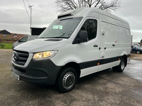 Mercedes-Benz Sprinter 2.1Td 516Cdi L2 White