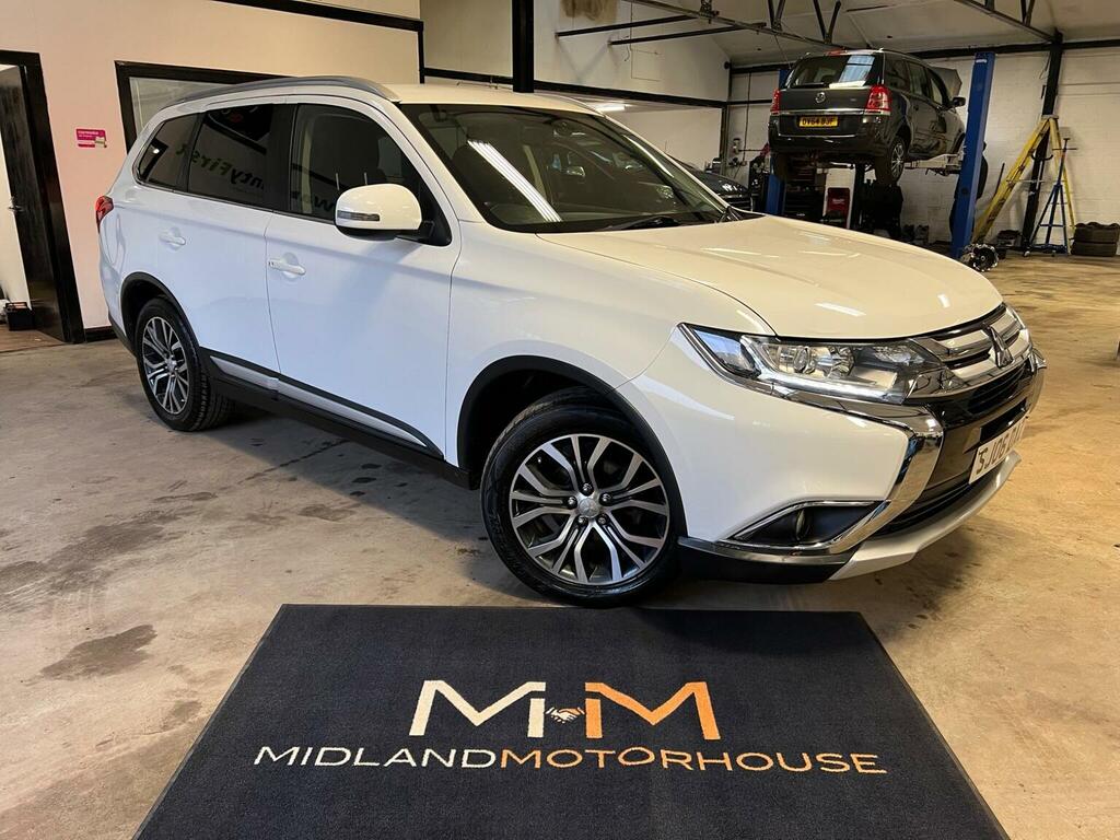 Mitsubishi Outlander Suv 2.2 Di-d 3 4Wd Euro 6 Ss 201767 White
