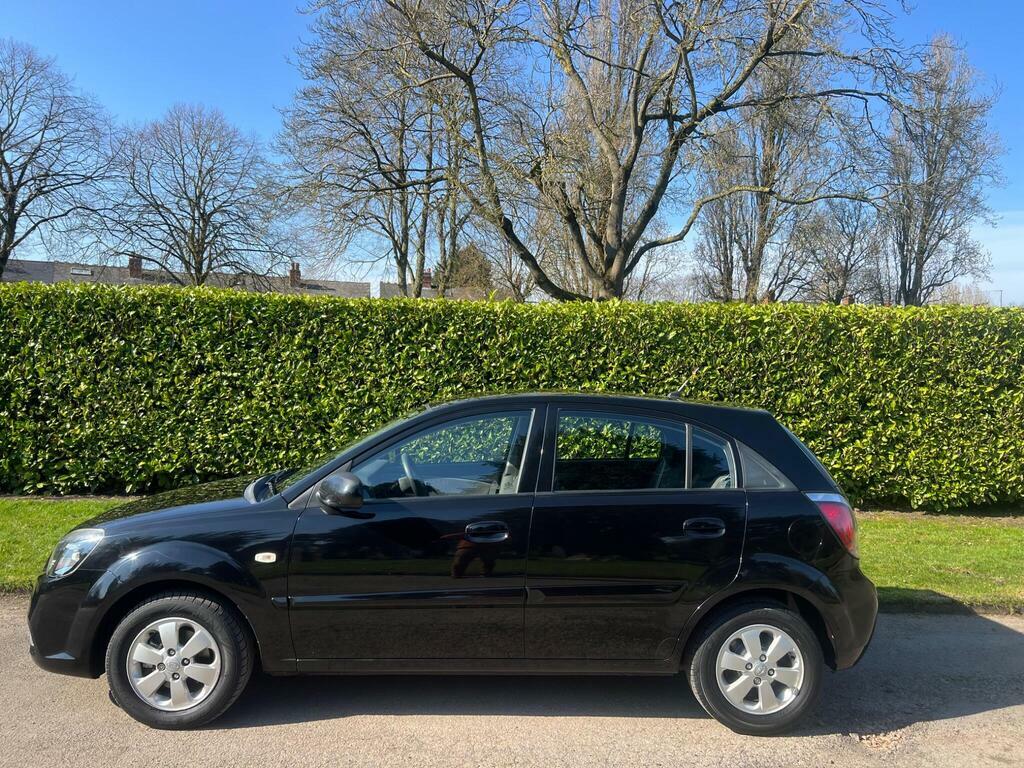 Kia RIO 1.4 Domino Black #5