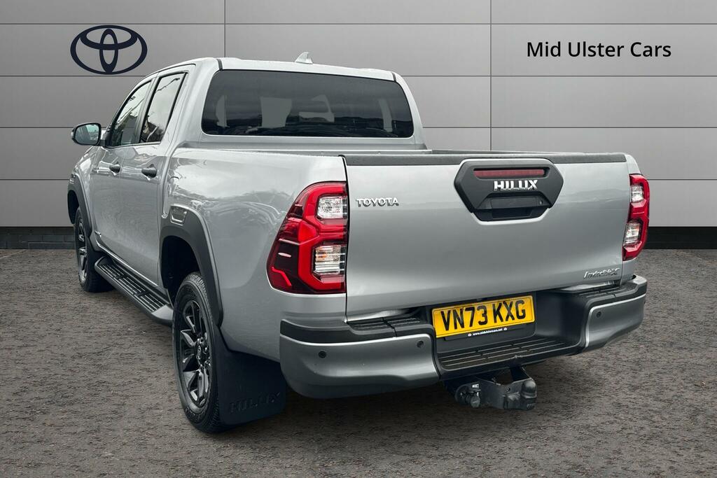 Toyota HILUX Invincible X Dcab Pick Up 2.8 D-4d Silver #4