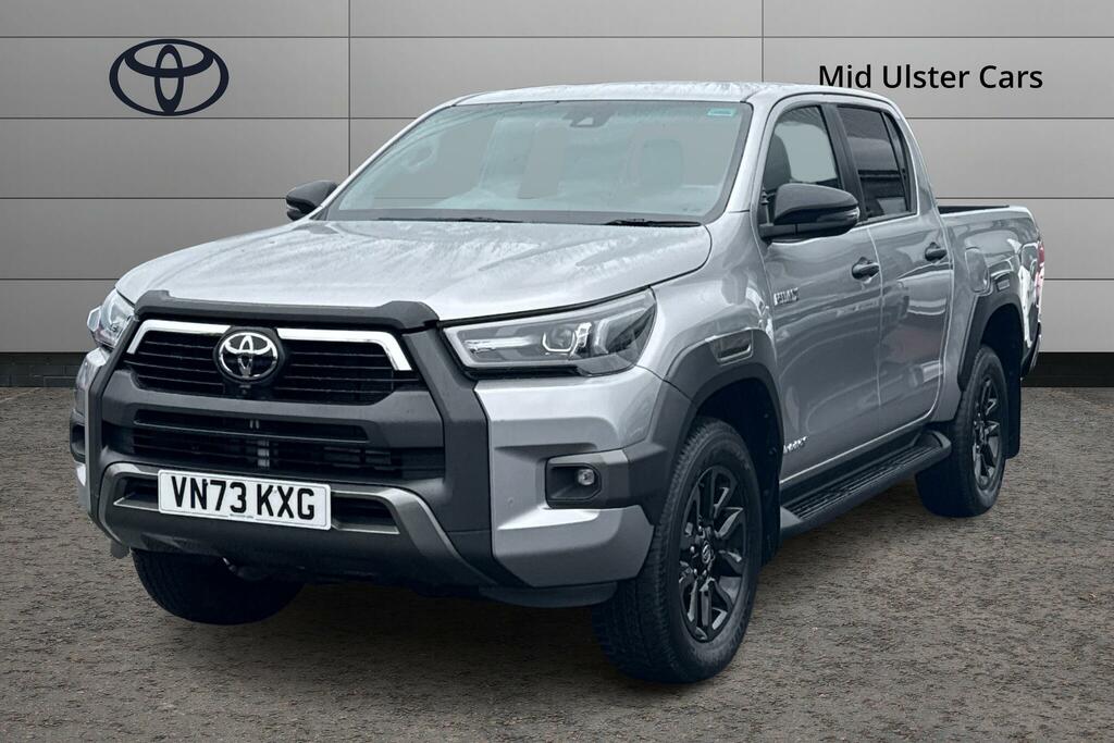 Toyota HILUX Invincible X Dcab Pick Up 2.8 D-4d Silver #3