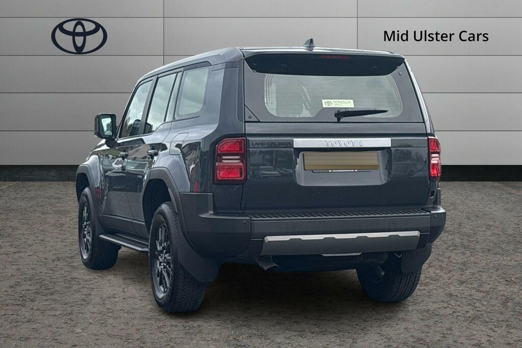 Toyota Land Cruiser 2.8D 205 Commercial GY25AZP Grey #4