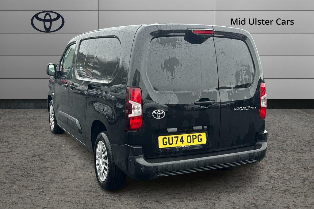 Toyota Proace City 1.5D 100 Icon Van Black #4