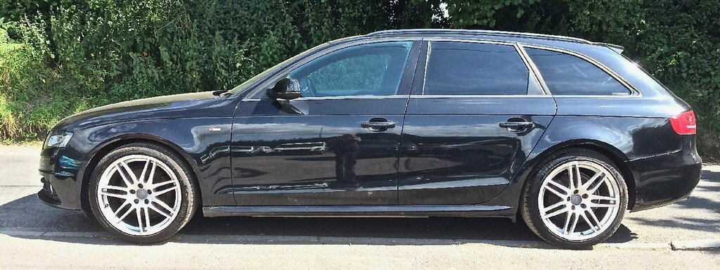 Audi A4 Avant Estate 2.0 Tdi Black Edition 201010 Black #6