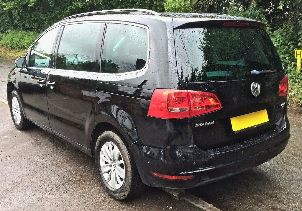 Volkswagen Sharan Mpv 2.0 Tdi Se 201160 Black #3
