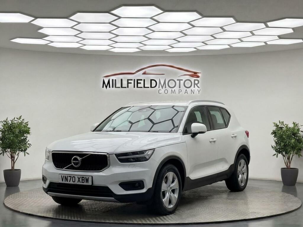 Volvo XC40 1.5 T2 Momentum Core Euro 6 Ss White