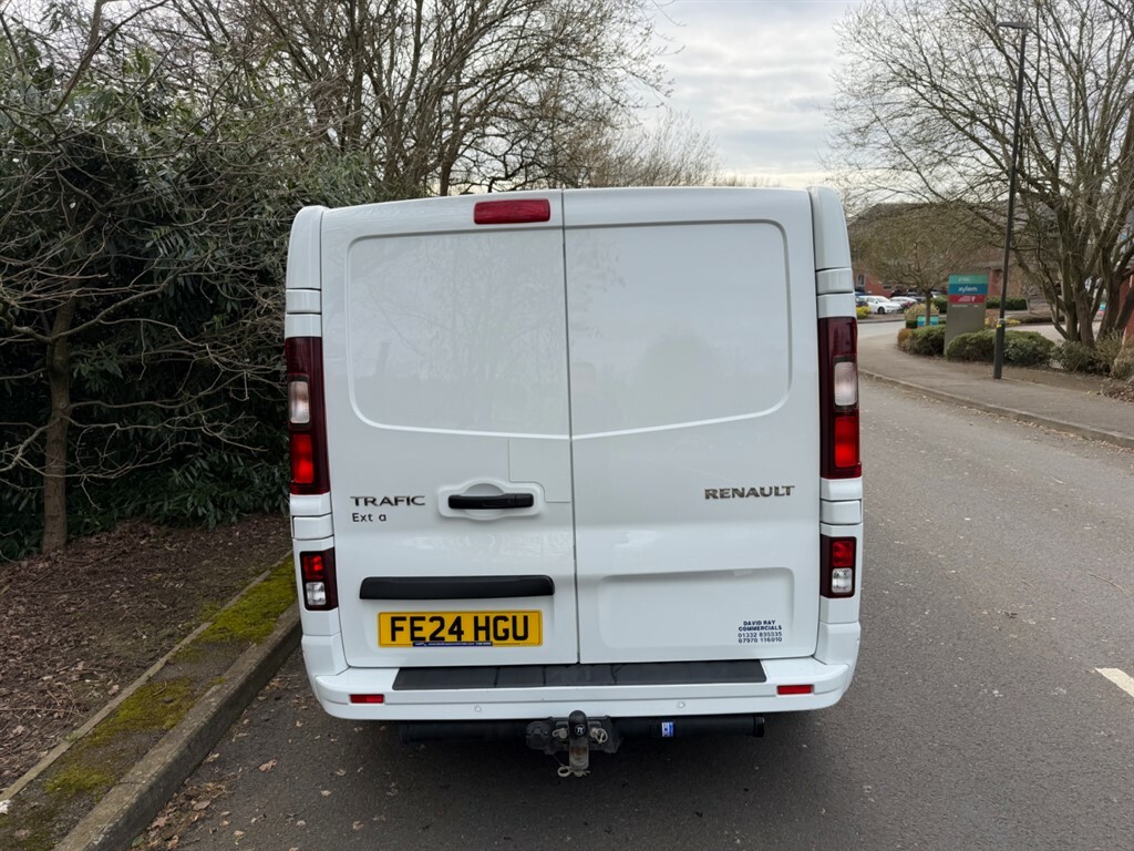 Renault Trafic Sl30 Extra Dci FE24HGU White #6