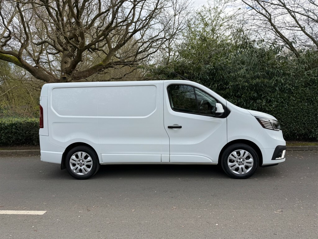 Renault Trafic Sl30 Extra Dci FE24HGU White #4