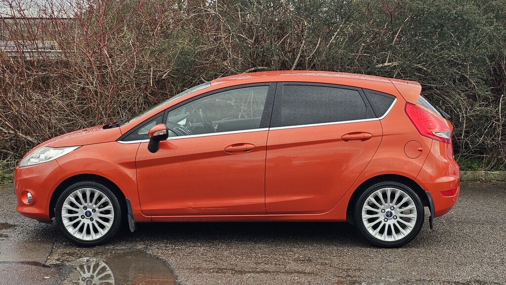 Ford Fiesta 1.4 Titanium ML61FLB Red #4