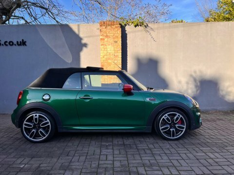 Mini Convertible 2.0 John Cooper WD69AJX Green #3