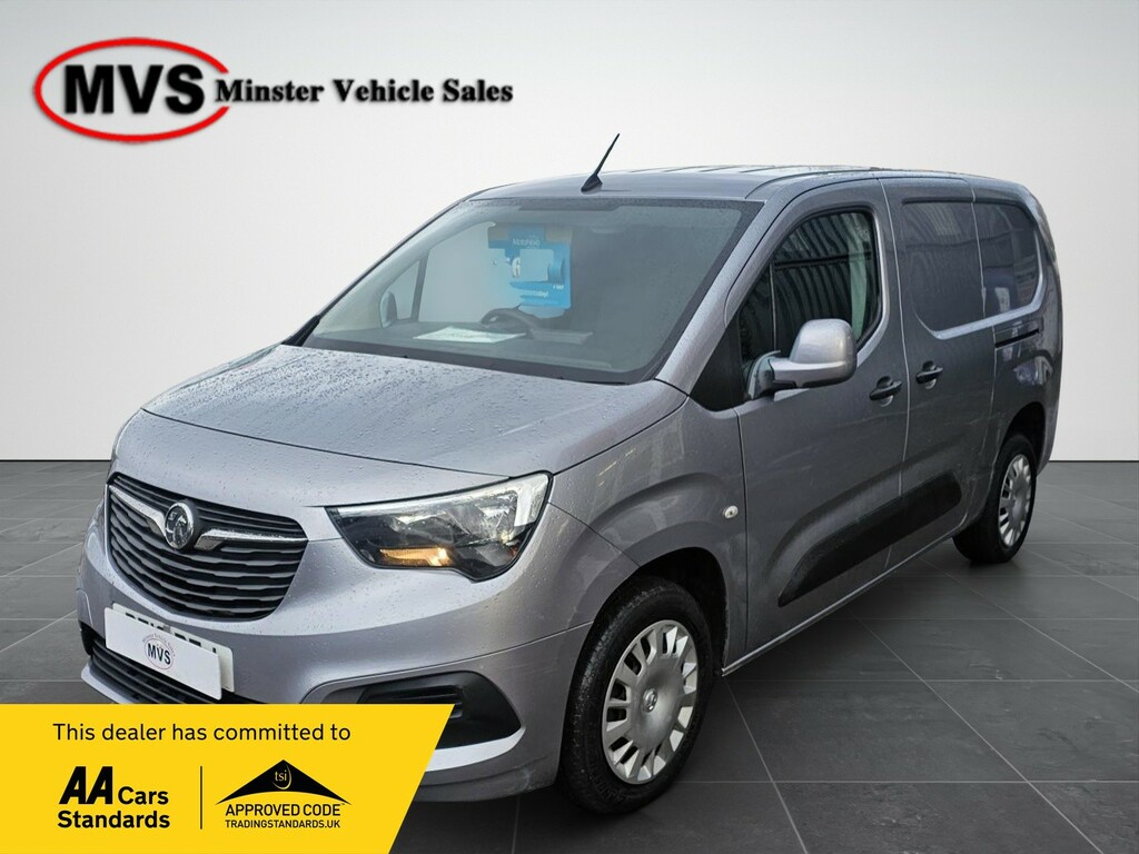 Vauxhall Combo 1.6-Turbo-d-2300-sportive Grey