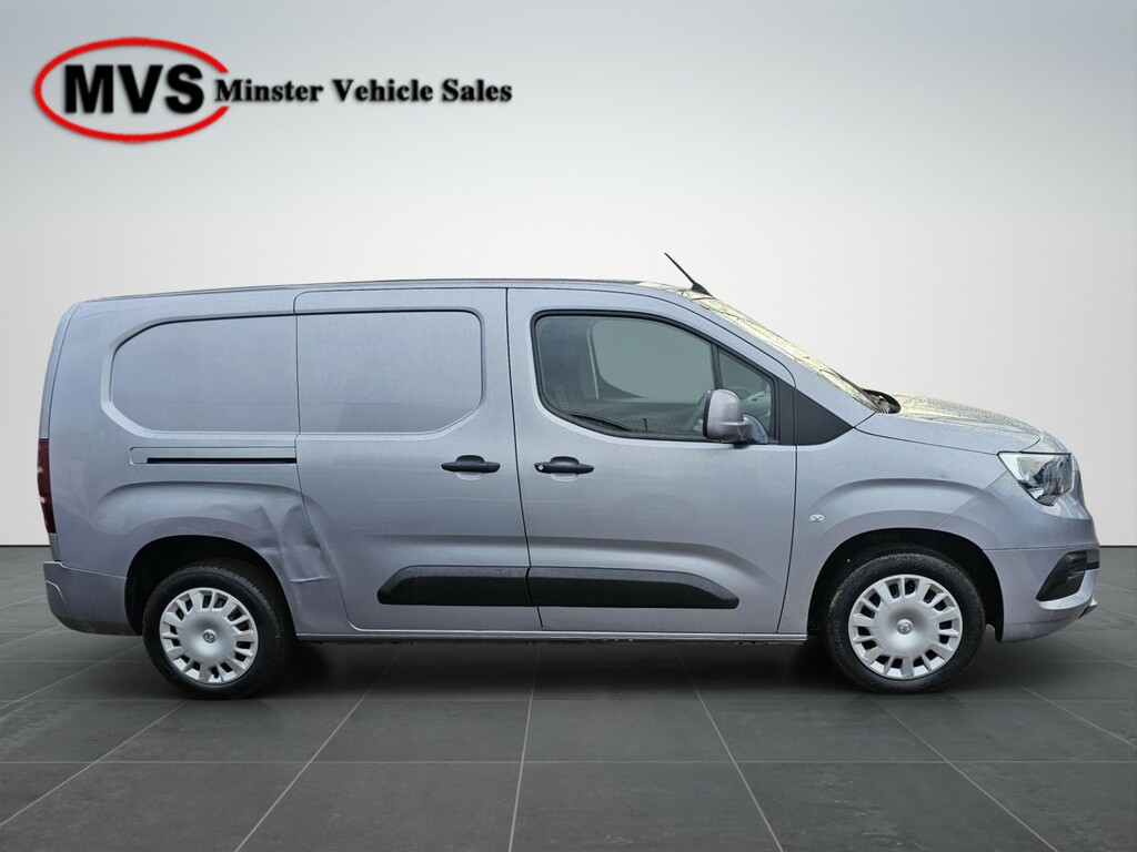 Vauxhall Combo 1.6-Turbo-d-2300-sportive DT19BZJ Grey #3