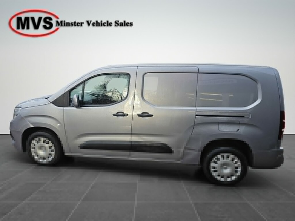 Vauxhall Combo 1.6-Turbo-d-2300-sportive DT19BZJ Grey #4