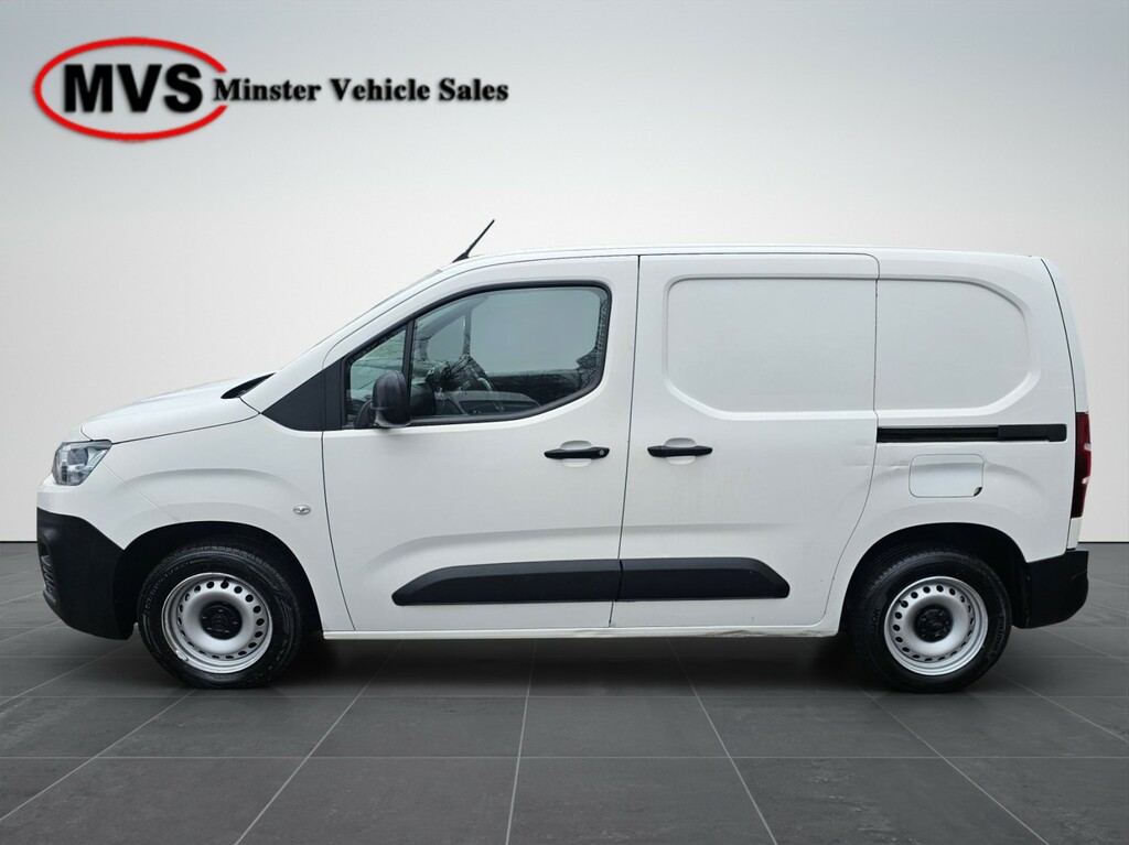 Citroen Berlingo 1.6-Bluehdi-650-x-m CN69MMF White #4