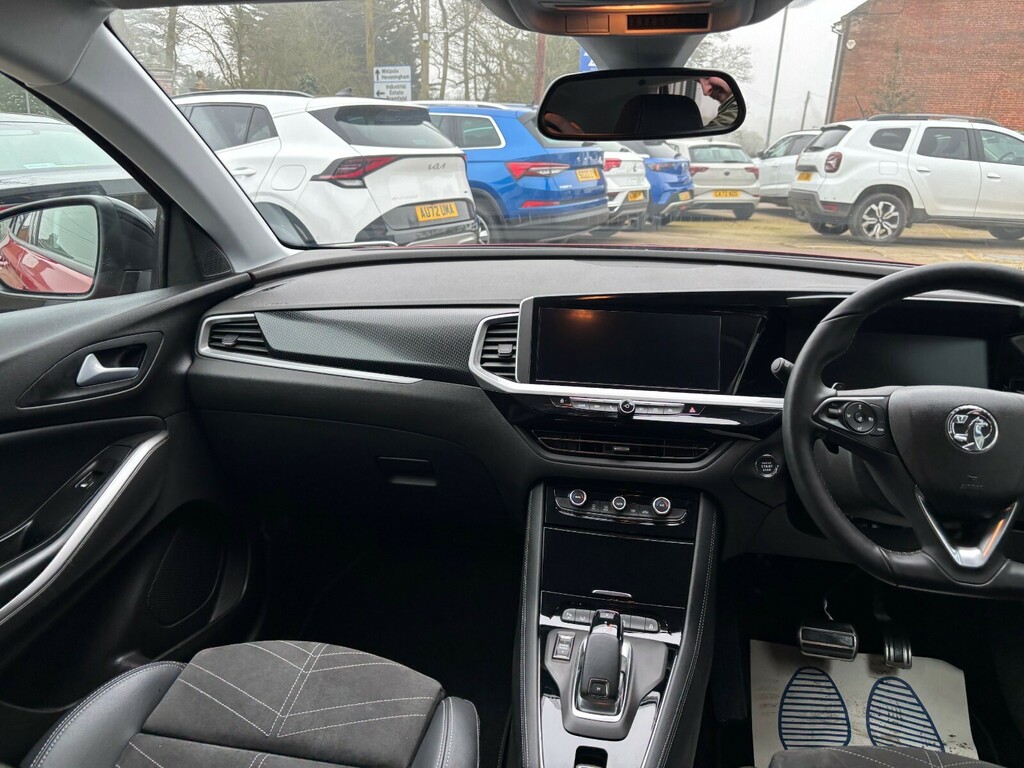 Vauxhall Grandland 1.2 Turbo Ultimate DK72CNX Red #6