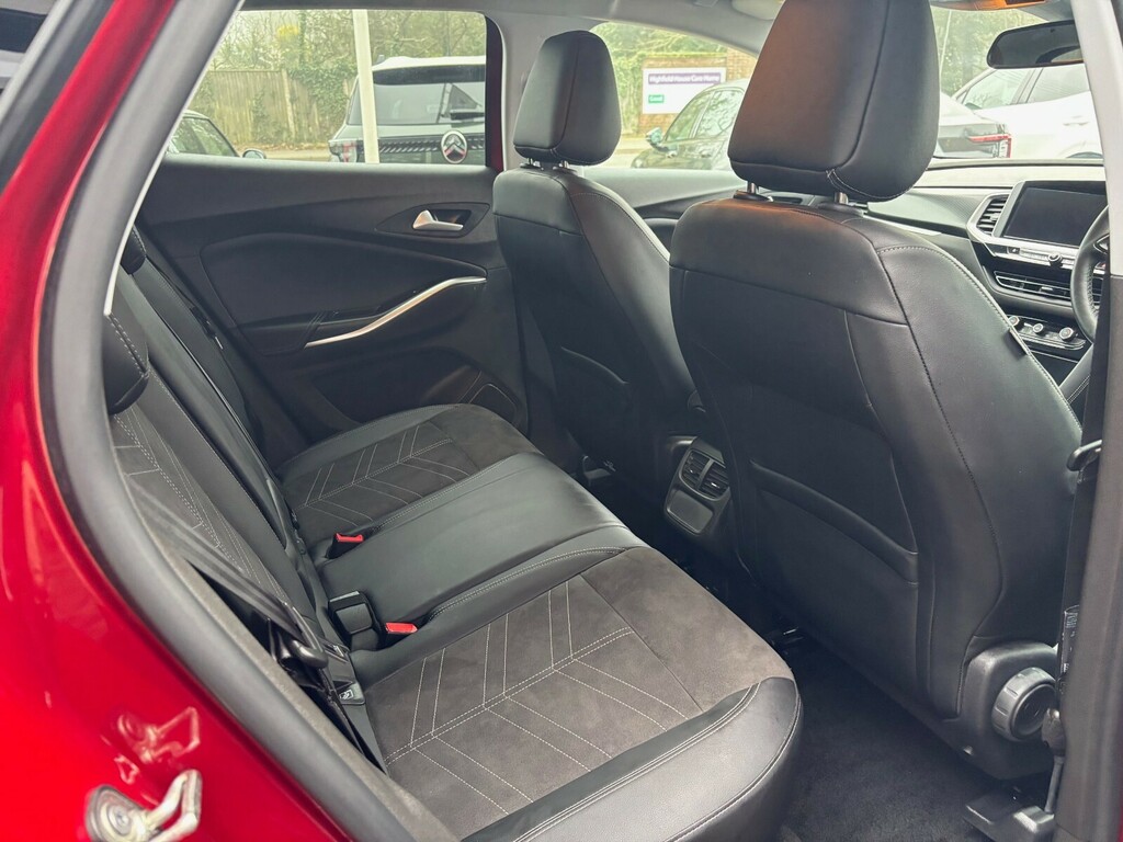 Vauxhall Grandland 1.2 Turbo Ultimate DK72CNX Red #5