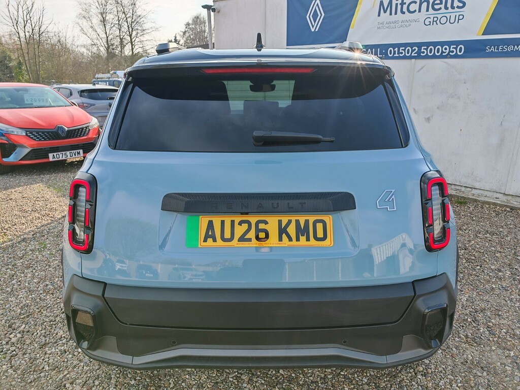 Renault 4 E-Tech 110Kw Iconic 52Kwh Comfort Range AU26KMO Black #5