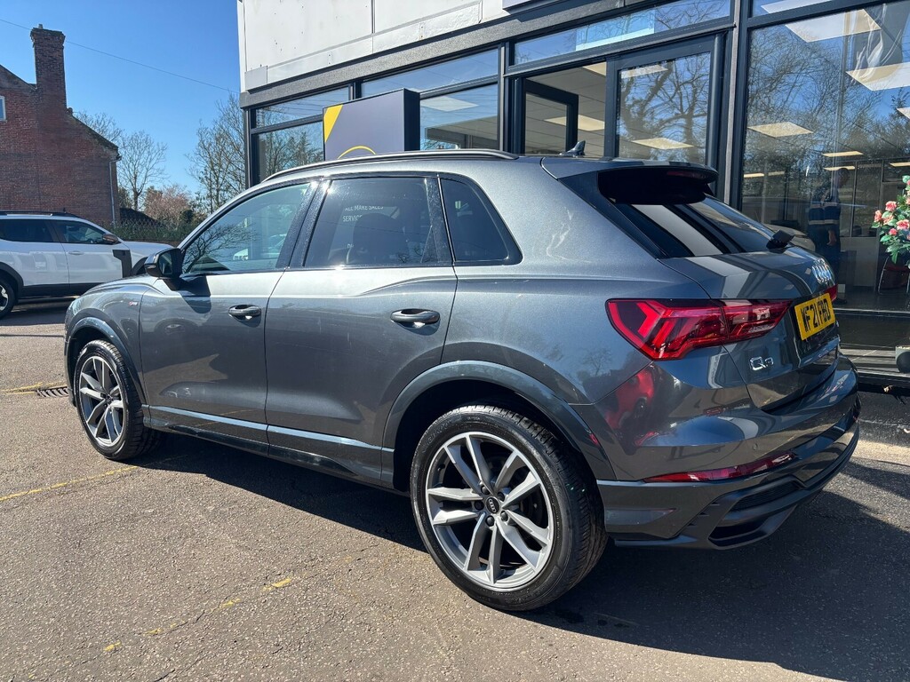 Audi Q3 35 Tfsi Black Edition WF21FBD Grey #3